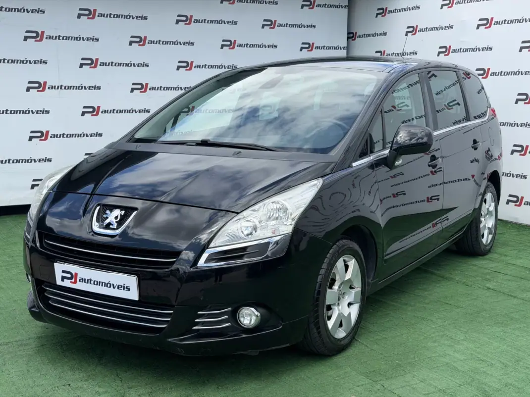 Peugeot 5008 2010 - 7500 EUR, 191000 km - AUTO.MOTO.pt - 191000km - foto 1 de 17