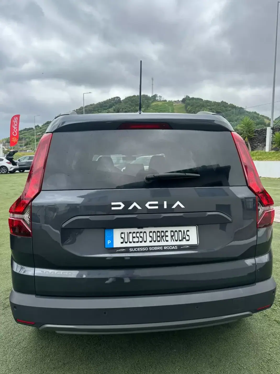 Dacia Jogger 2023 - 20990 EUR, 29799 km - 29799km - foto 4 de 15
