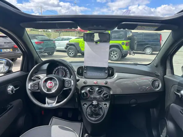 Fiat 500C 2019 - 12547 EUR, 54500 km - AUTO.MOTO.pt - 54500km - foto 16 de 20