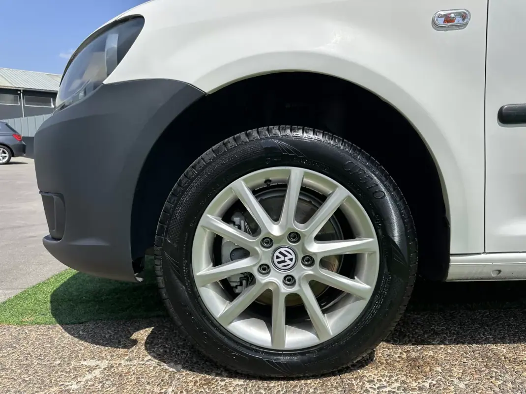 VW Caddy 2012 - 7900 EUR, 450000 km - 450000km - foto 20 de 45