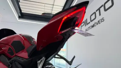 Ducati 1098 2020 - 23990 EUR, 33324 km - AUTO.MOTO.pt - 33324km - foto 3 de 17