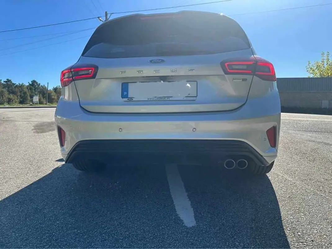 Ford Focus 2023 - 18000 EUR, 60000 km - AUTO.MOTO.pt - 60000km - foto 6 de 7