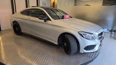 Mercedes-Benz C 220 2018 - 29900 EUR, 179960 km - AUTO.MOTO.pt - 179960km - foto 19 de 62