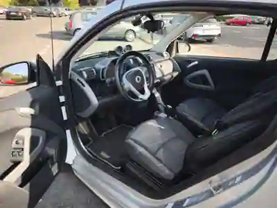 Smart Fortwo Cabrio 2007 - 6000 EUR, 106500 km - AUTO.MOTO.pt - 106500km - foto 7 de 10