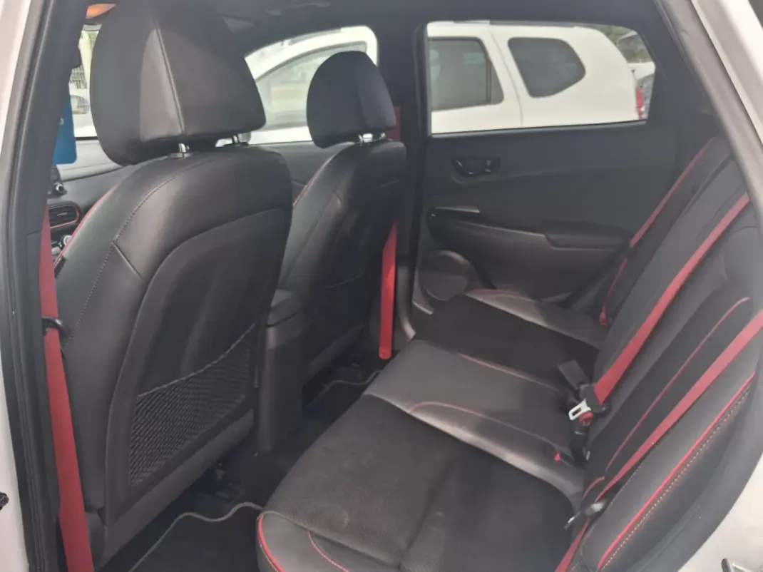 Hyundai Kauai 2019 - 14990 EUR, 74000 km - 74000km - foto 8 de 14