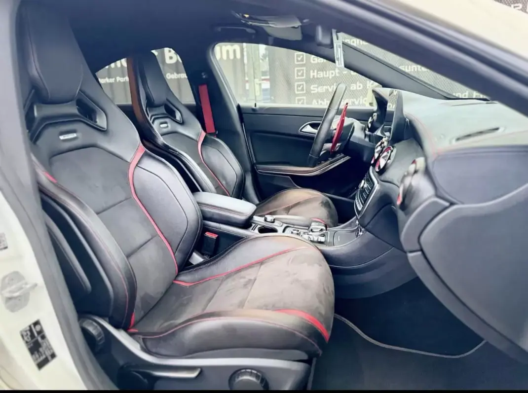 Mercedes-Benz CLA 45 AMG 2017 - 37000 EUR, 129000 km - AUTO.MOTO.pt - 129000km - foto 3 de 3
