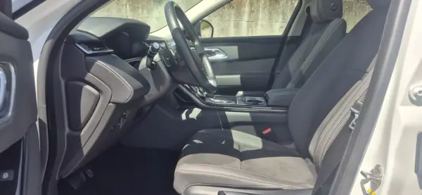 Land Rover Range Rover Velar 2016 - 28950 EUR, 159000 km - AUTO.MOTO.pt - 159000km - foto 6 de 33