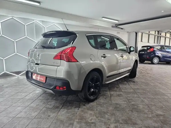 Peugeot 3008 2013 - 10990 EUR, 238991 km - AUTO.MOTO.pt - 238991km - foto 12 de 26