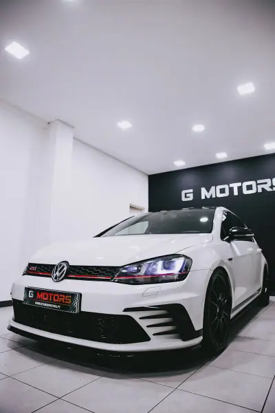 Volkswagen Golf 2016 - 29900 EUR, 137000 km - AUTO.MOTO.pt - 137000km - foto 5 de 19
