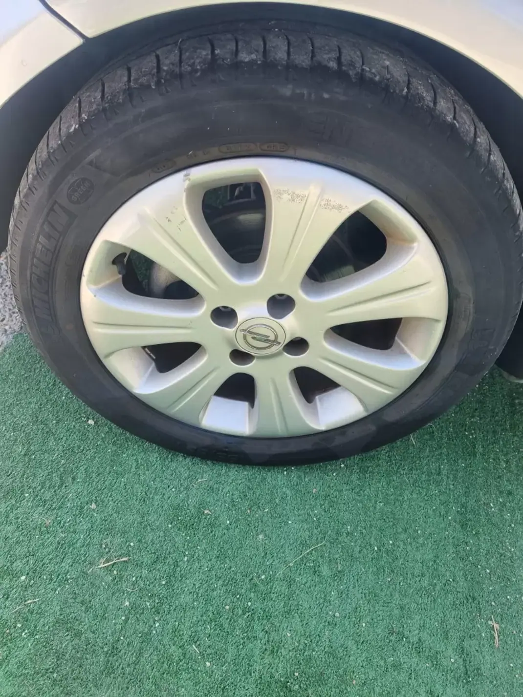 Opel Corsa 2008 - 3000 EUR, 162000 km - 162000km - foto 7 de 11