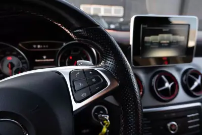 Mercedes-Benz CLA 45 AMG 2016 - 33999 EUR, 135000 km - AUTO.MOTO.pt - 135000km - foto 23 de 31