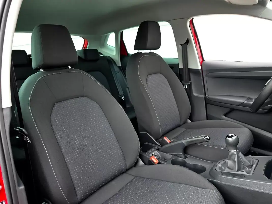 SEAT Ibiza 2021 - 14750 EUR, 42700 km - AUTO.MOTO.pt - 42700km - foto 26 de 34