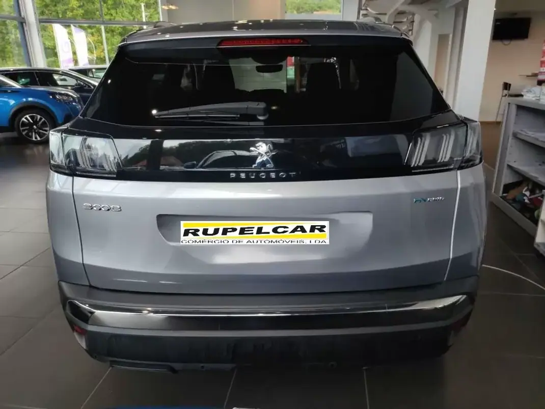 Peugeot 3008 2021 - 21500 EUR, 149989 km - 149989km - foto 5 de 19