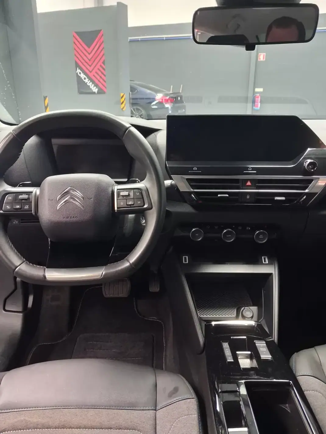 Citroën C4 X 2023 - 17990 EUR, 83846 km - AUTO.MOTO.pt - 83846km - foto 8 de 13