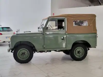 Land Rover Serie III 1973 - 35000 EUR, 87484 km - AUTO.MOTO.pt - 87484km - foto 12 de 47
