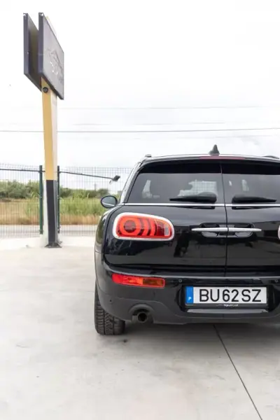 MINI Clubman 2016 - 16550 EUR, 129000 km - AUTO.MOTO.pt - 129000km - foto 24 de 28