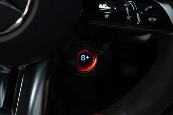 Mercedes-Benz CLA 45 AMG 2024 - 69950 EUR, 21000 km - AUTO.MOTO.pt - 21000km - foto 32 de 60