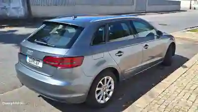 Audi A3 Sportback 2016 - 10350 EUR, 238000 km - AUTO.MOTO.pt - 238000km - foto 7 de 12