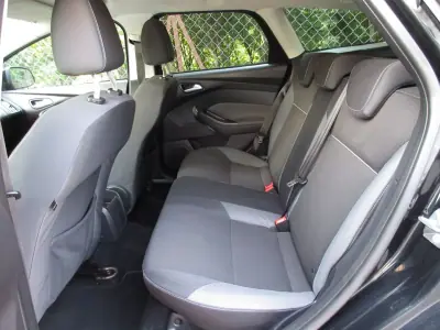 Ford Focus SW 2013 - 6990 EUR, 210000 km - 210000km - foto 17 de 28