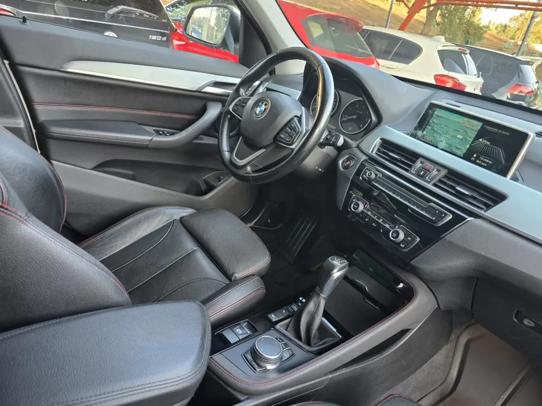 BMW X1 2016 - 15900 EUR, 160000 km - 160000km - foto 10 de 11