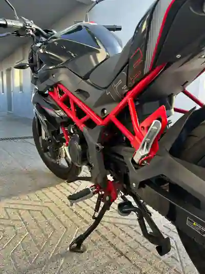 Benelli BN 2025 - 2400 EUR, 9625 km - 9625km - foto 11 de 14