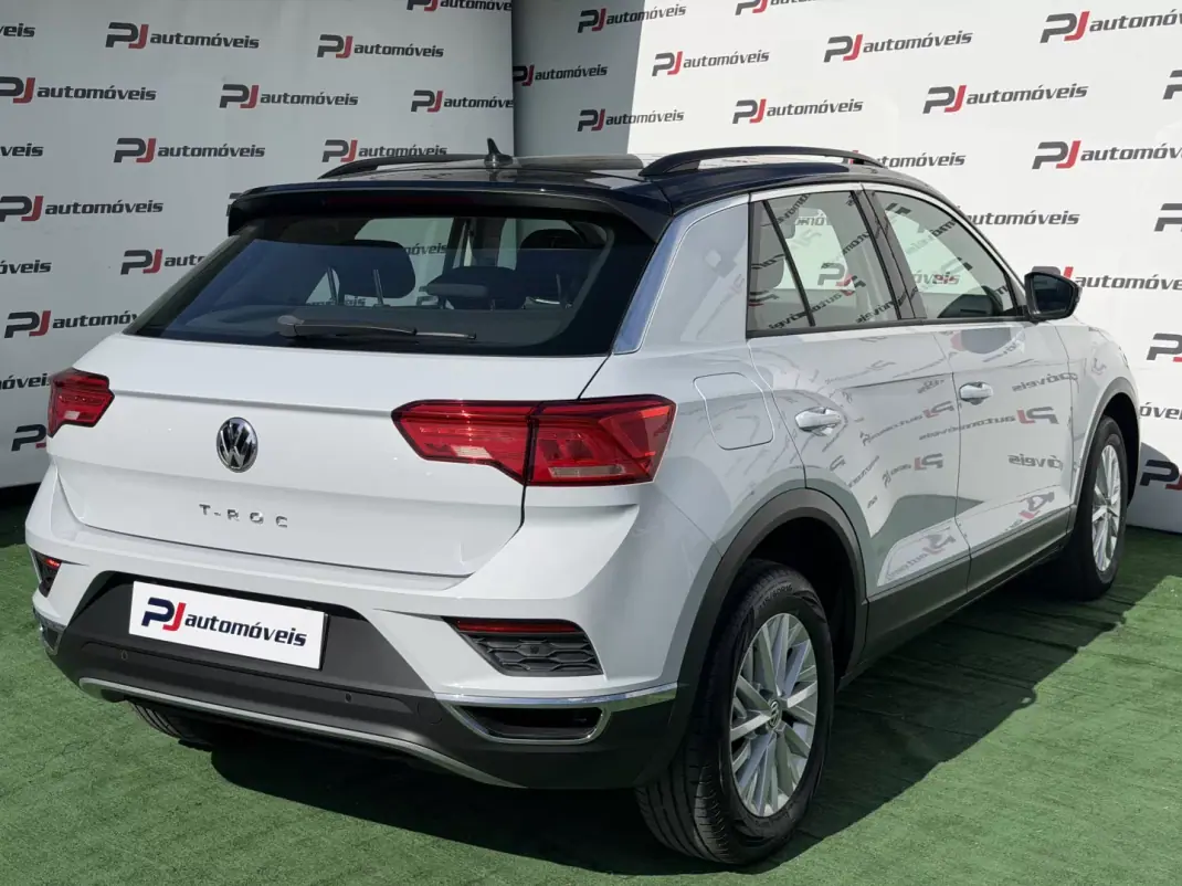 Volkswagen T-Roc 2018 - 16990 EUR, 108000 km - AUTO.MOTO.pt - 108000km - foto 7 de 11