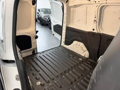 Citroën BERLINGO VAN XL 1.5 BLUE HDI 3 LUGARES 2019 - 12990 EUR, 143000 km - AUTO.MOTO.pt - 143000km - foto 16 de 25