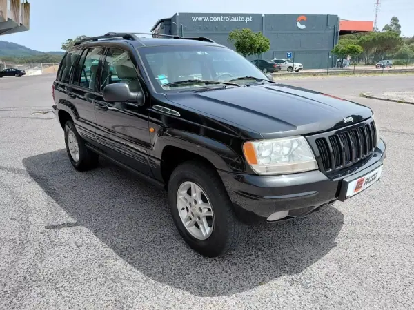 Jeep Grand Cherokee 2000 - 6490 EUR, 221450 km - AUTO.MOTO.pt - 221450km - foto 18 de 39
