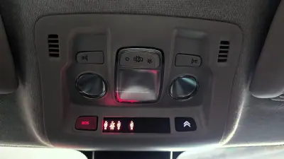 Citroën C3 2019 - 12750 EUR, 56334 km - AUTO.MOTO.pt - 56334km - foto 62 de 75