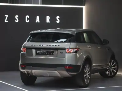 Land Rover Range Rover Evoque 2014 - 19990 EUR, 185000 km - AUTO.MOTO.pt - 185000km - foto 7 de 27