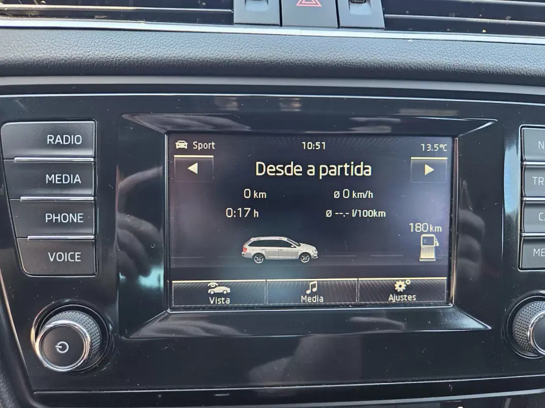 Skoda Octavia Break 2014 - 14500 EUR, 257000 km - AUTO.MOTO.pt - 257000km - foto 66 de 78