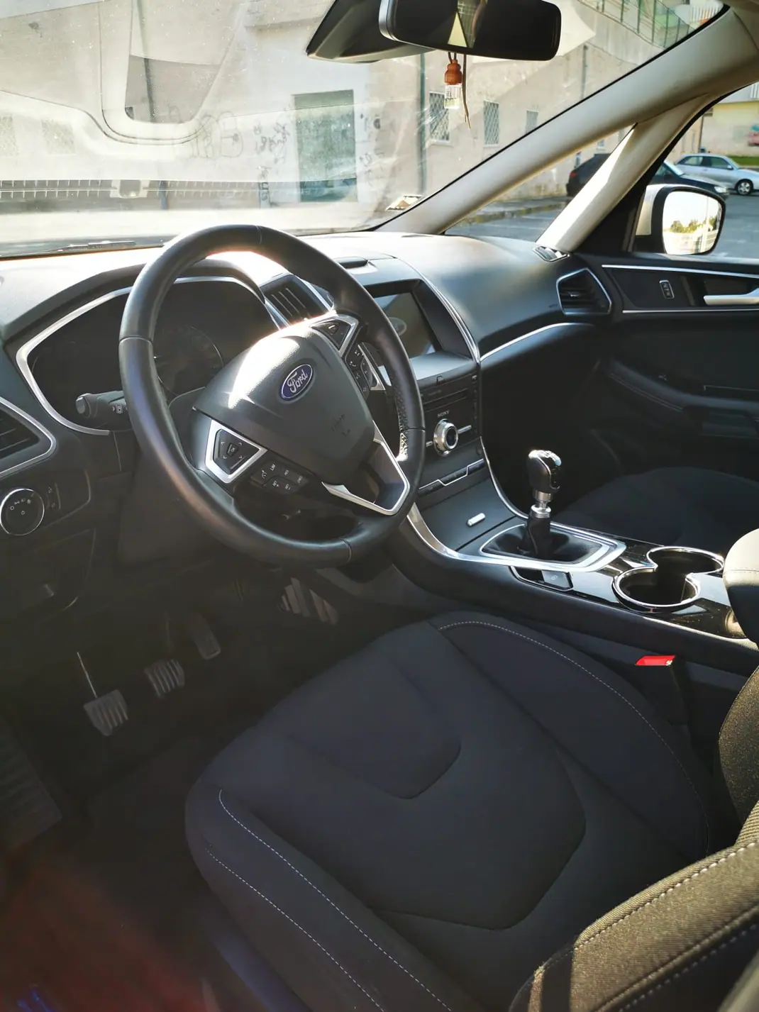 Ford S-Max 2017 - 16500 EUR, 247000 km - AUTO.MOTO.pt - 247000km - foto 15 de 15