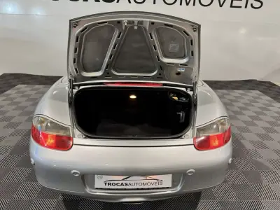 Porsche Boxster 2001 - 22500 EUR, 217000 km - AUTO.MOTO.pt - 217000km - foto 36 de 53