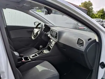 SEAT Leon 2019 - 15490 EUR, 89879 km - AUTO.MOTO.pt - 89879km - foto 2 de 35