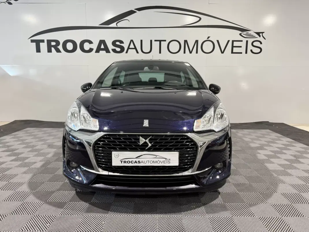 DS 3 CABRIO 2018 - 12900 EUR, 133595 km - 133595km - foto 4 de 39