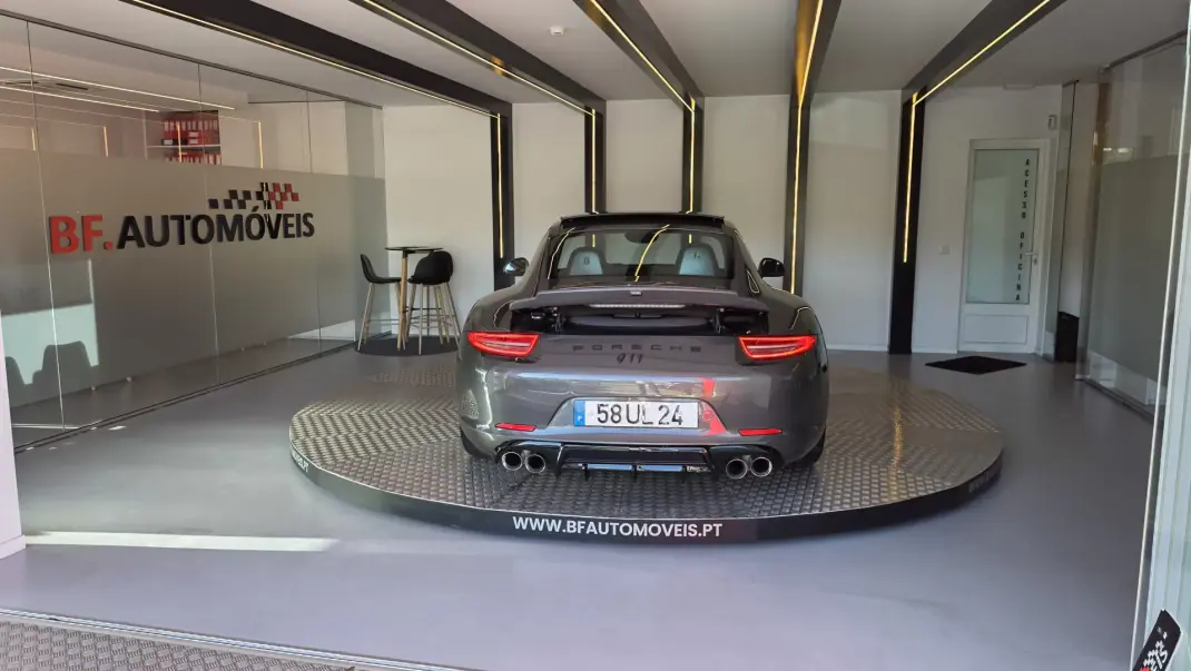 Porsche 911 2012 - 89750 EUR, 89578 km - 89578km - foto 7 de 69