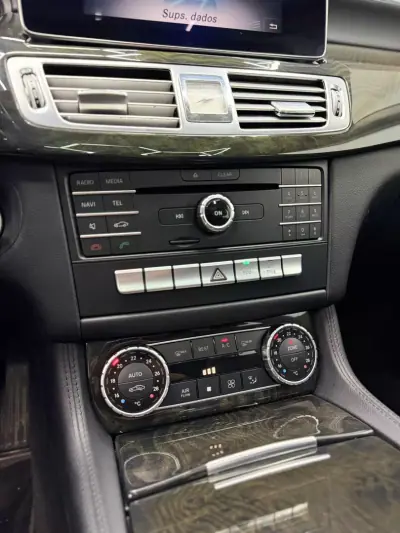 Mercedes-Benz CLS 350 2015 - 23750 EUR, 192000 km - AUTO.MOTO.pt - 192000km - foto 14 de 22