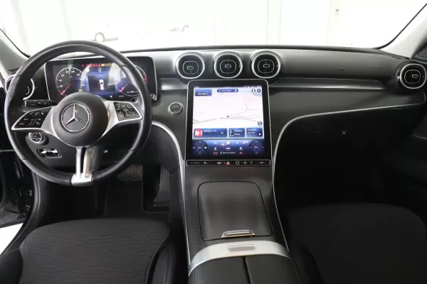 Mercedes-Benz C 220 2022 - 29800 EUR, 86300 km - AUTO.MOTO.pt - 86300km - foto 6 de 12