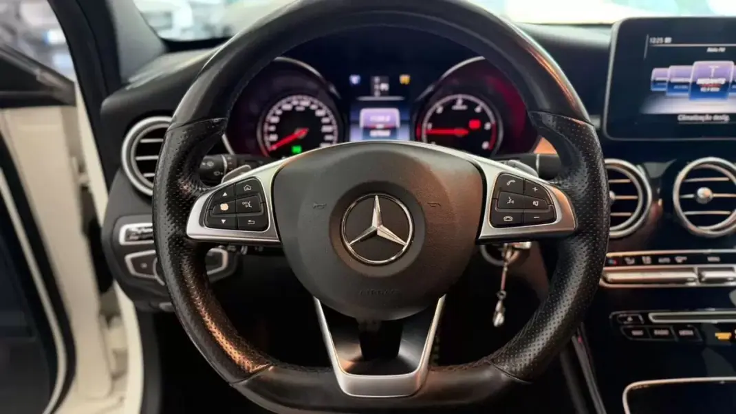 Mercedes-Benz C 220 2016 - 23990 EUR, 157844 km - 157844km - foto 5 de 30