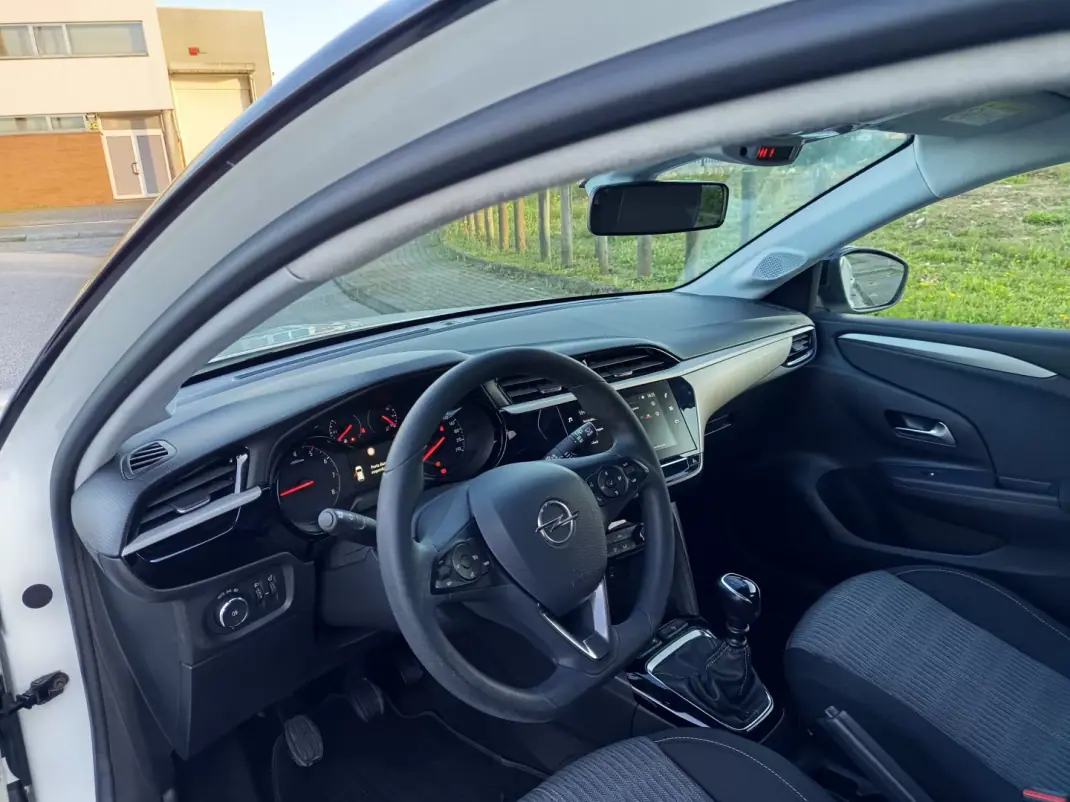 Opel Corsa 2021 - 12990 EUR, 111200 km - AUTO.MOTO.pt - 111200km - foto 12 de 16