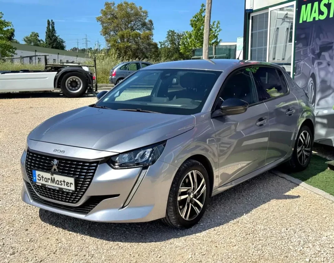 Peugeot 208 2022 - 14890 EUR, 160119 km - AUTO.MOTO.pt - 160119km - foto 3 de 17