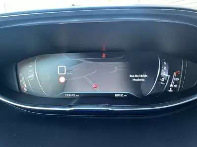 Peugeot 3008 2019 - 14900 EUR, 190000 km - 190000km - foto 29 de 64