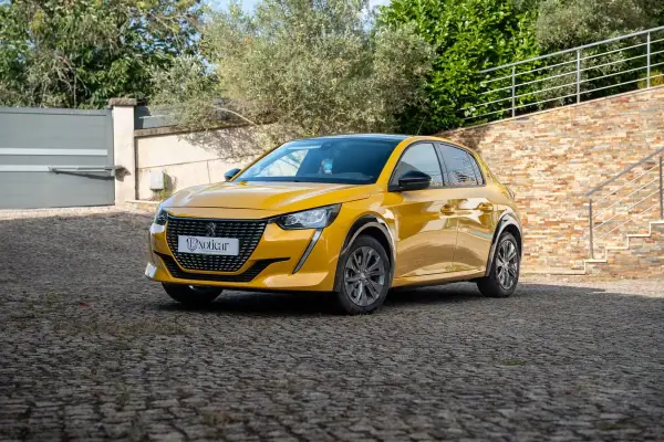 Peugeot e-208 2021 - 14500 EUR, 59000 km - AUTO.MOTO.pt - 59000km - foto 5 de 43