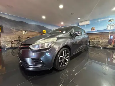 Renault Clio 2018 - 11950 EUR, 66571 km - 66571km - foto 3 de 20