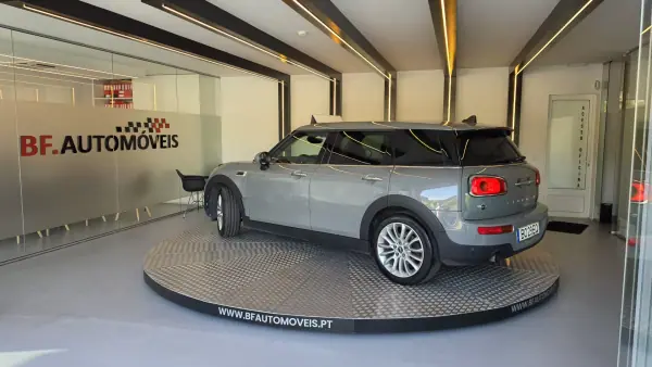 MINI Clubman 2017 - 13900 EUR, 157631 km - AUTO.MOTO.pt - 157631km - foto 16 de 55