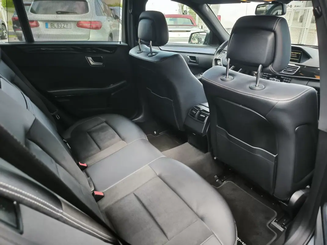 Mercedes-Benz E 250 2013 - 12950 EUR, 369000 km - AUTO.MOTO.pt - 369000km - foto 23 de 41