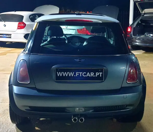 MINI Cooper S 2004 - 9990 EUR, 191662 km - AUTO.MOTO.pt - 191662km - foto 6 de 18