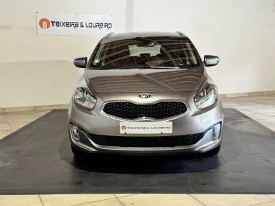Kia Carens 2016 - 16500 EUR, 115211 km - AUTO.MOTO.pt - 115211km - foto 2 de 26