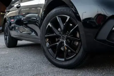 SEAT Leon 2021 - 15999 EUR, 127100 km - AUTO.MOTO.pt - 127100km - foto 6 de 24