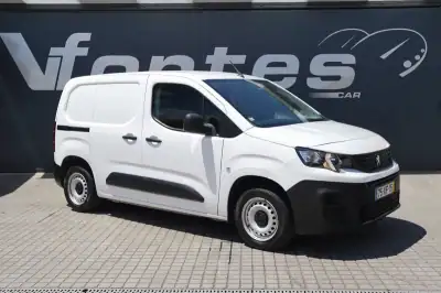 Peugeot Partner 1.6 BlueHDi Style 2019 - 12500 EUR, 174520 km - AUTO.MOTO.pt - 174520km - foto 4 de 20